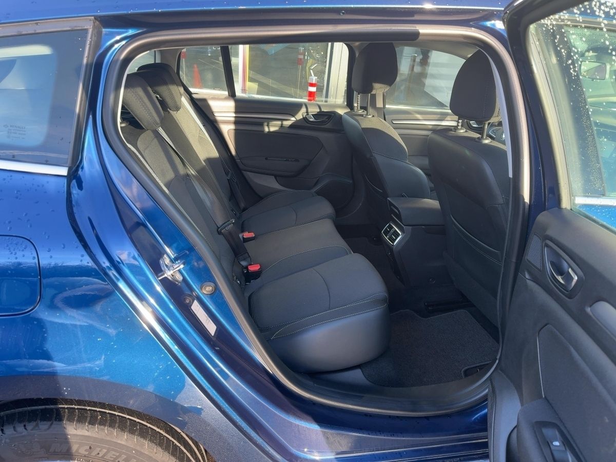 Fahrzeugabbildung Renault Megane Grandtour BUSINESS E-TECH PLUG-IN 160