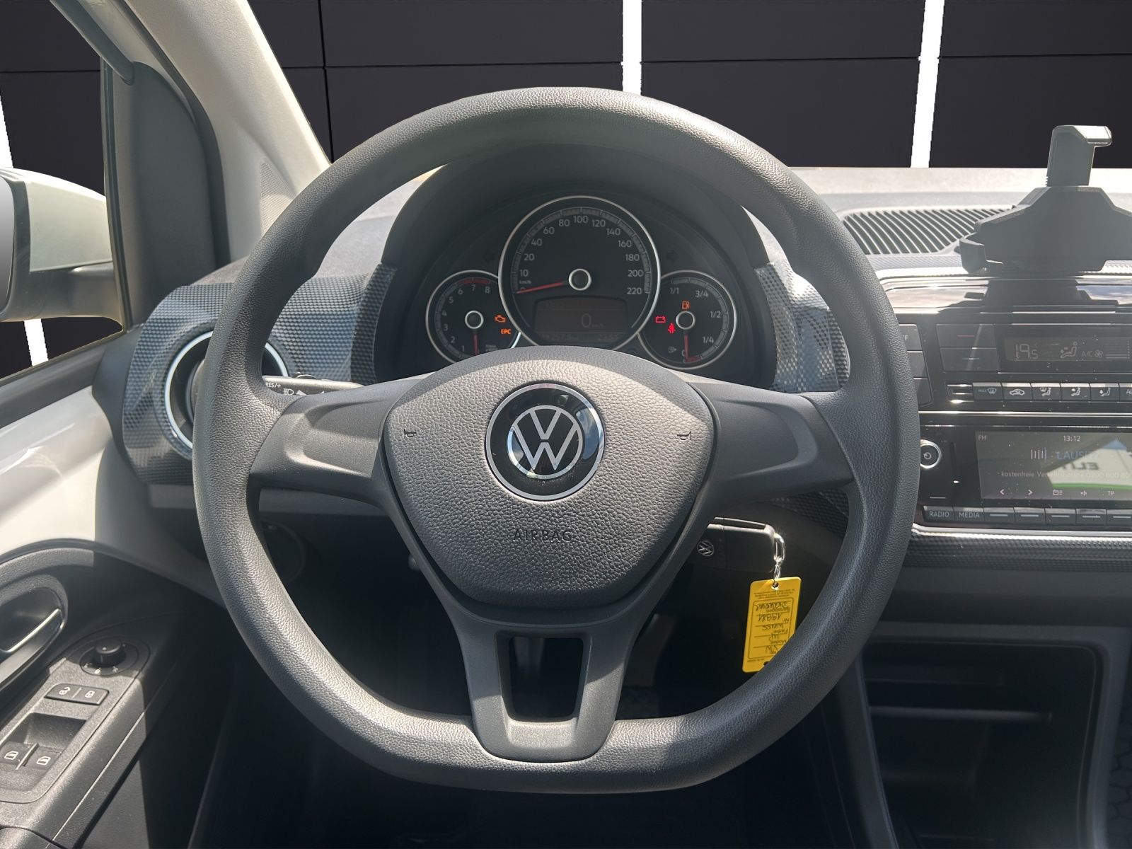 Fahrzeugabbildung Volkswagen up! 1.0 Basis Klima GRA RFK SH