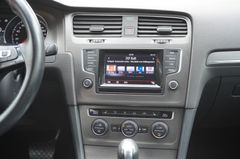 Fahrzeugabbildung Volkswagen Golf VII Lim. BMT Navi Tempo DSG Massage Kamera