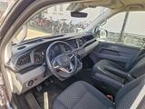 Volkswagen T6.1 Caravelle 2.0 TDI , 8 Sitze, 6G-HS   - blaue Volkswagen T6 Caravelle