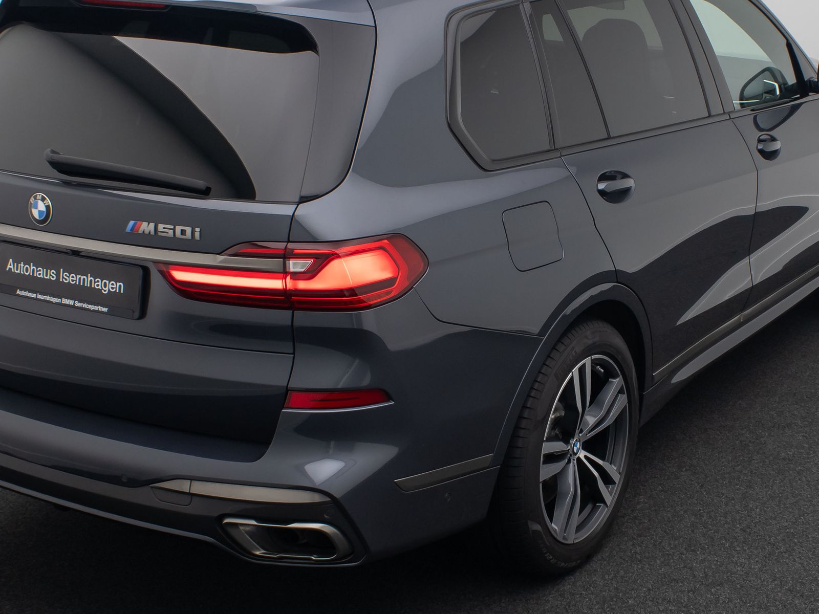 Fahrzeugabbildung BMW X7 M50i SoftClose Laser 360°H/K Panorama HUD ACC