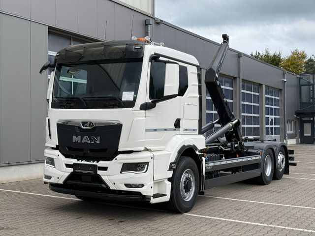MAN TGS 26.520 6x4H-2 BL MEILLER RS 21.70 Funkfernb.