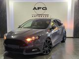 Ford Focus ST*RECARO SITZE *SPORTAUSPUFF* H&R FEDER* - Ford Gebrauchtwagen in Remscheid