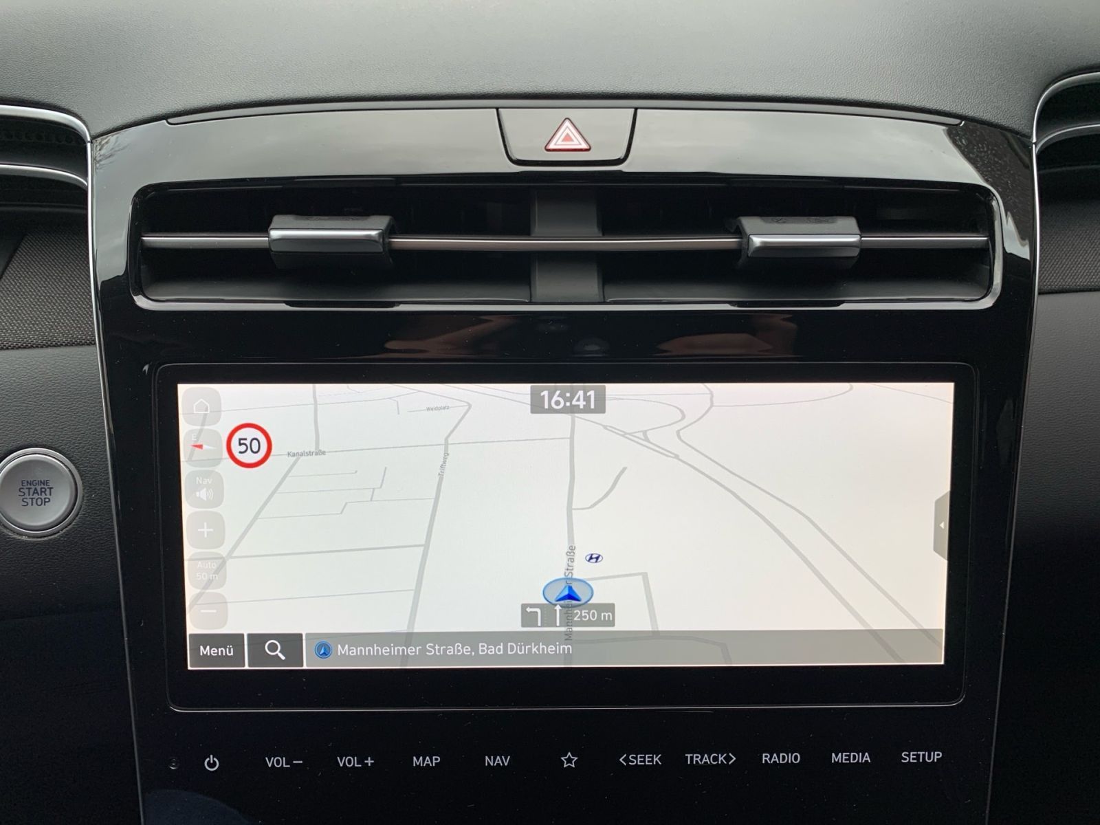 Fahrzeugabbildung Hyundai TUCSON 1.6 T-GDI Trend Mild-Hybrid AHK Navi