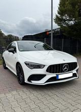 Mercedes-Benz CLA 35 AMG Mercedes-AMG CLA 35 4MATIC DCT Me...