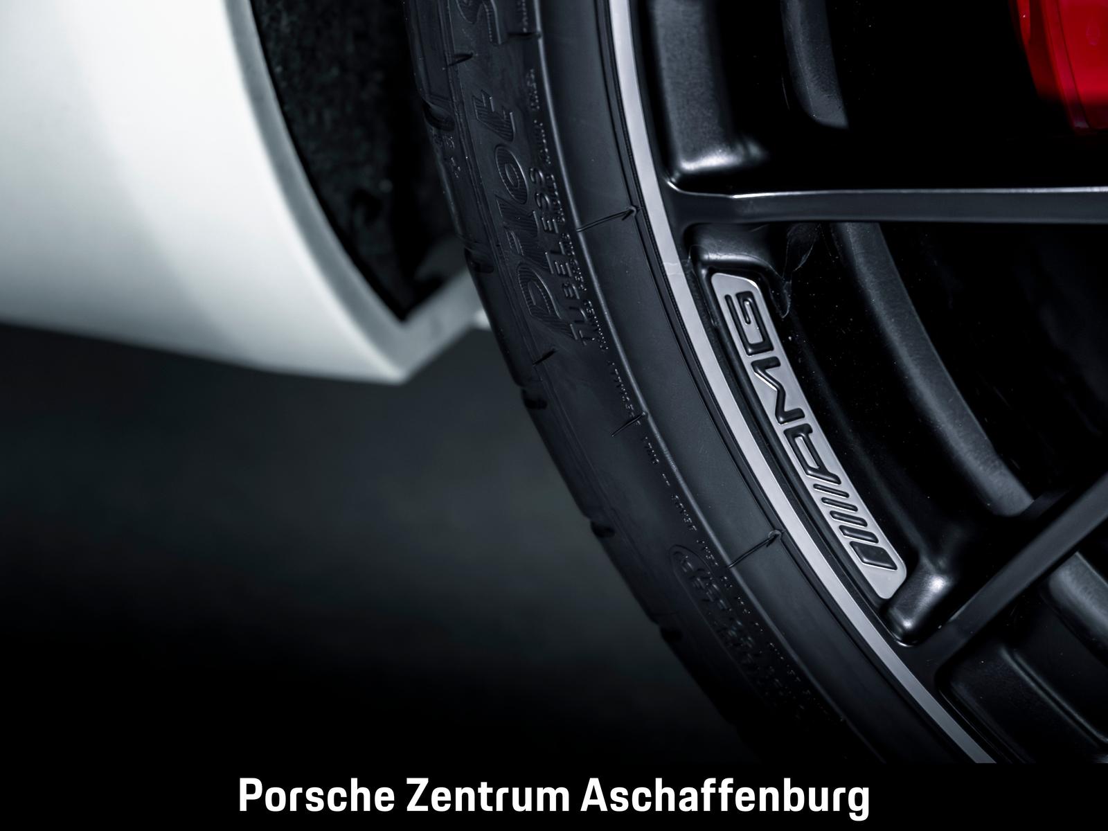 Mercedes-Benz AMG GT S Night Paket Performance Sitze