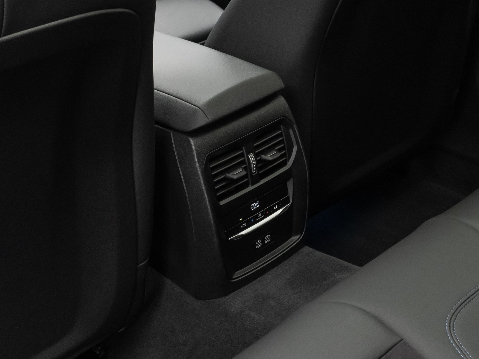 Fahrzeugabbildung BMW M340i xD Panorama Kamera DAB H/K Komfort 19Zoll