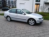 Seat Toledo 2,3 V5 wenig Kilometer guter Z... - gebrauchte Seat Toledo aus dem Jahr 1999