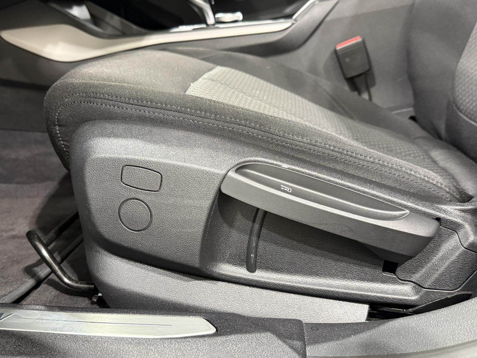 BMW 118 i Aut Navi LED RFK PA Sitzhzg Klimaaut, миниатюра 18