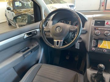 Volkswagen Touran 1.6 TDI  Cup *NAVI*KLIMA*SHZ*TOUCH*