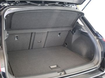 Volkswagen T-Roc 1.5TSI LED SITZHZ NAVI PDC ACC 18ZOLL