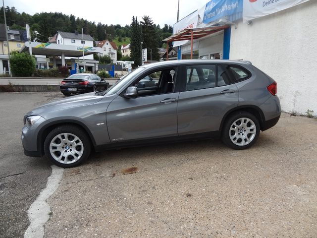 Fahrzeugabbildung BMW X1 18 i sDrive/1.Hand/Xenon/Automatik/82.500km/