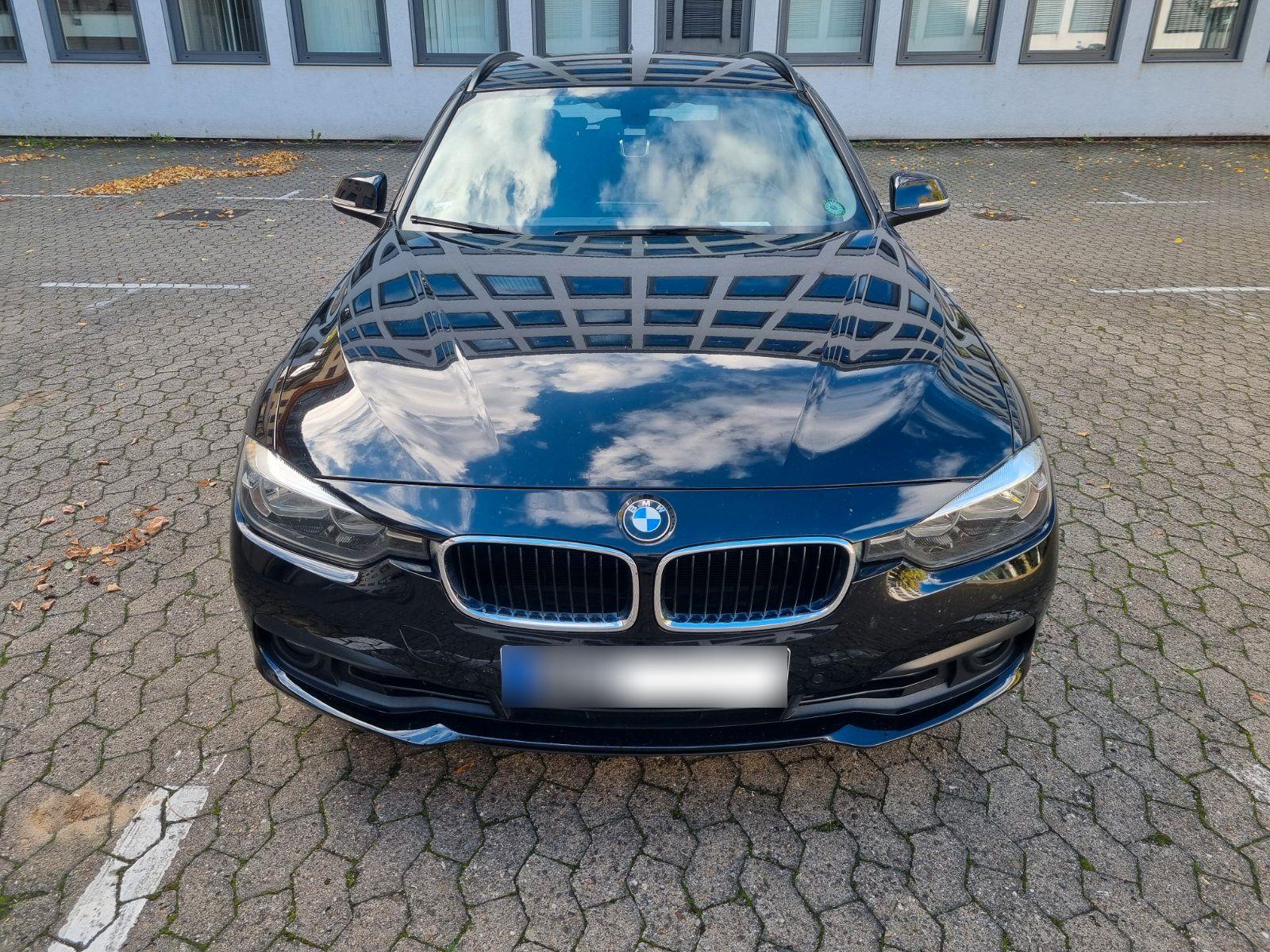 BMW 320