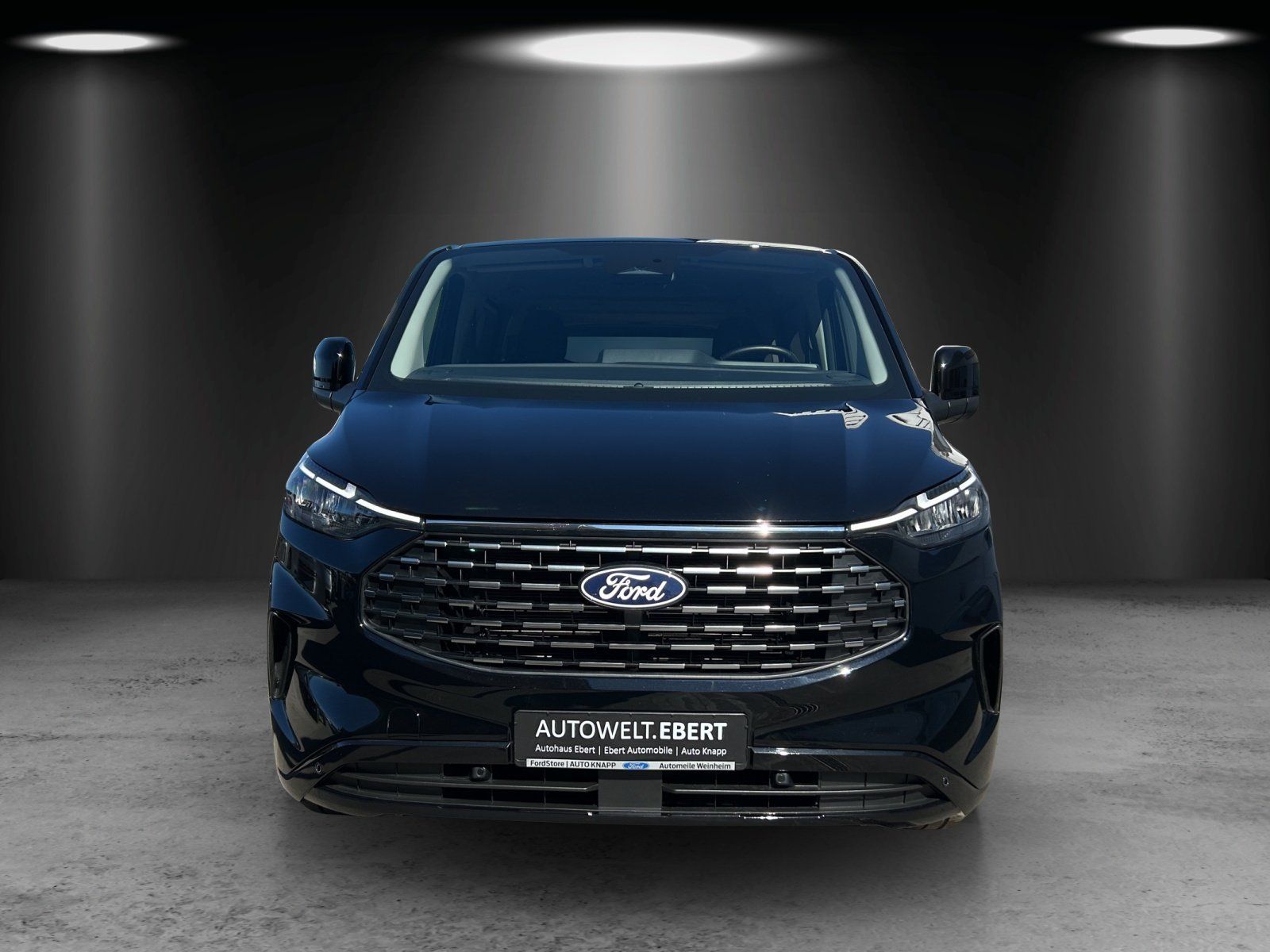 Fahrzeugabbildung Ford Tourneo Custom Titanium 320 L1 Aut./LED/ACC/CAM/