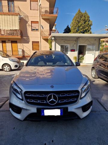 Mercedes-Benz Mercedes-benz GLA 200 amg