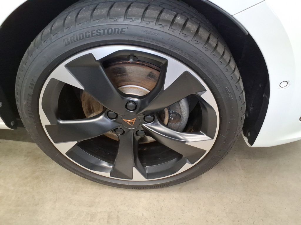 Cupra Leon SP 1.4 TSI e-HYBRID 150kW Tempo*PDC*RFK*Nav