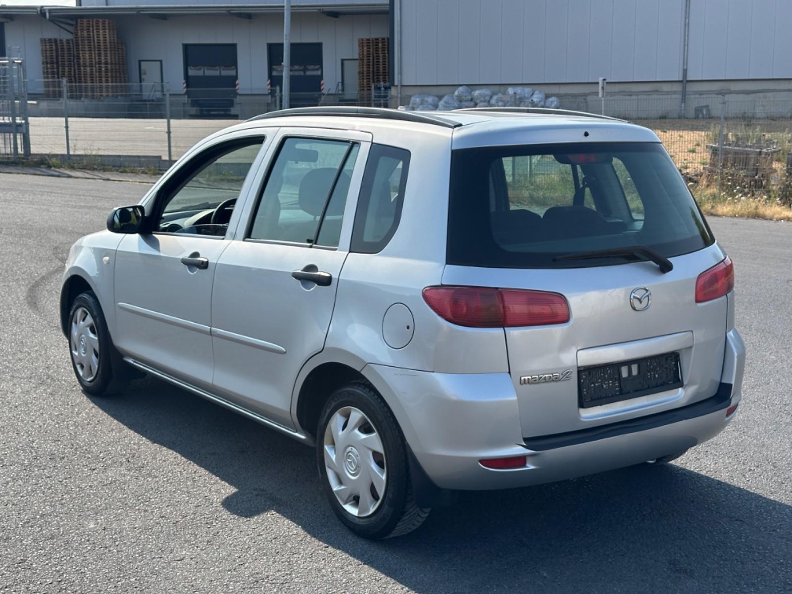 Mazda 2 Automatik 2.HD - Klima - Zahnriemen & TÜV NEU