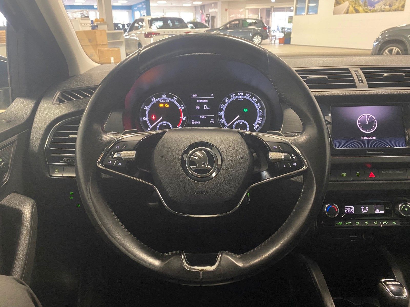 Fahrzeugabbildung SKODA Fabia 1.0 TSI DSG STYLE+Kamera+Mirror Link+ALU+