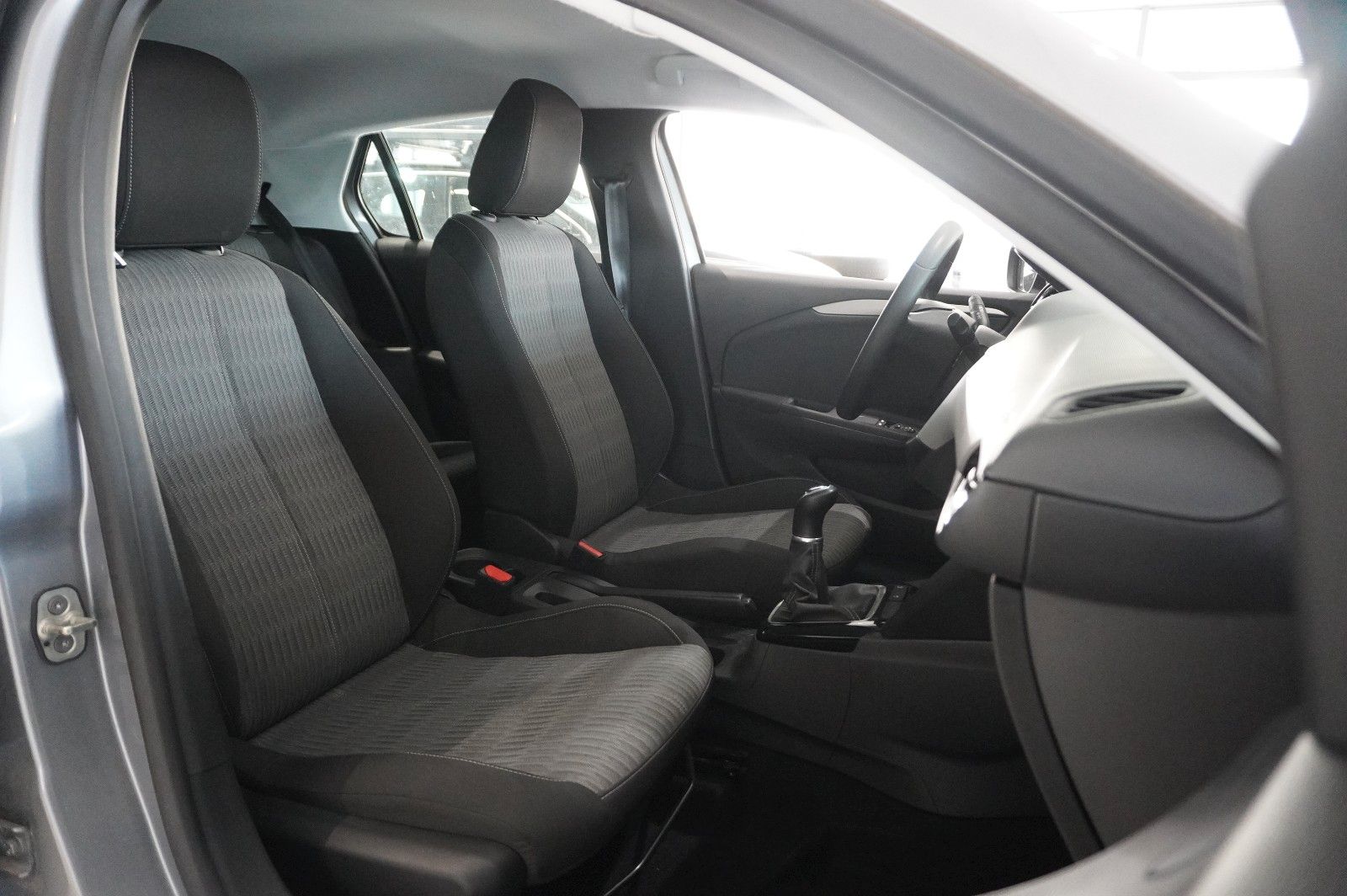 Fahrzeugabbildung Opel Corsa F 1.2 EDITION KLIMA/USB/TEMP./BT