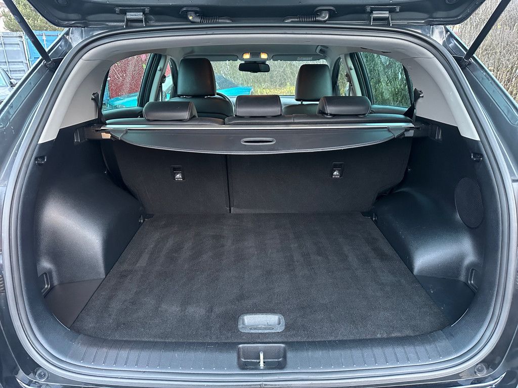 Fahrzeugabbildung Kia Sportage 1.6 T-GDI DCT 2WD Black Edition