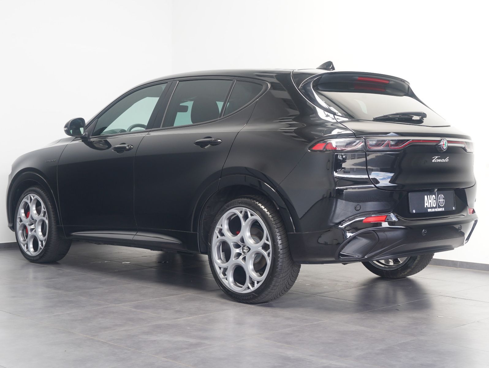 Fahrzeugabbildung Alfa Romeo Tonale 1.5 Mild Hybrid Veloce ACC/NAVI/PANO