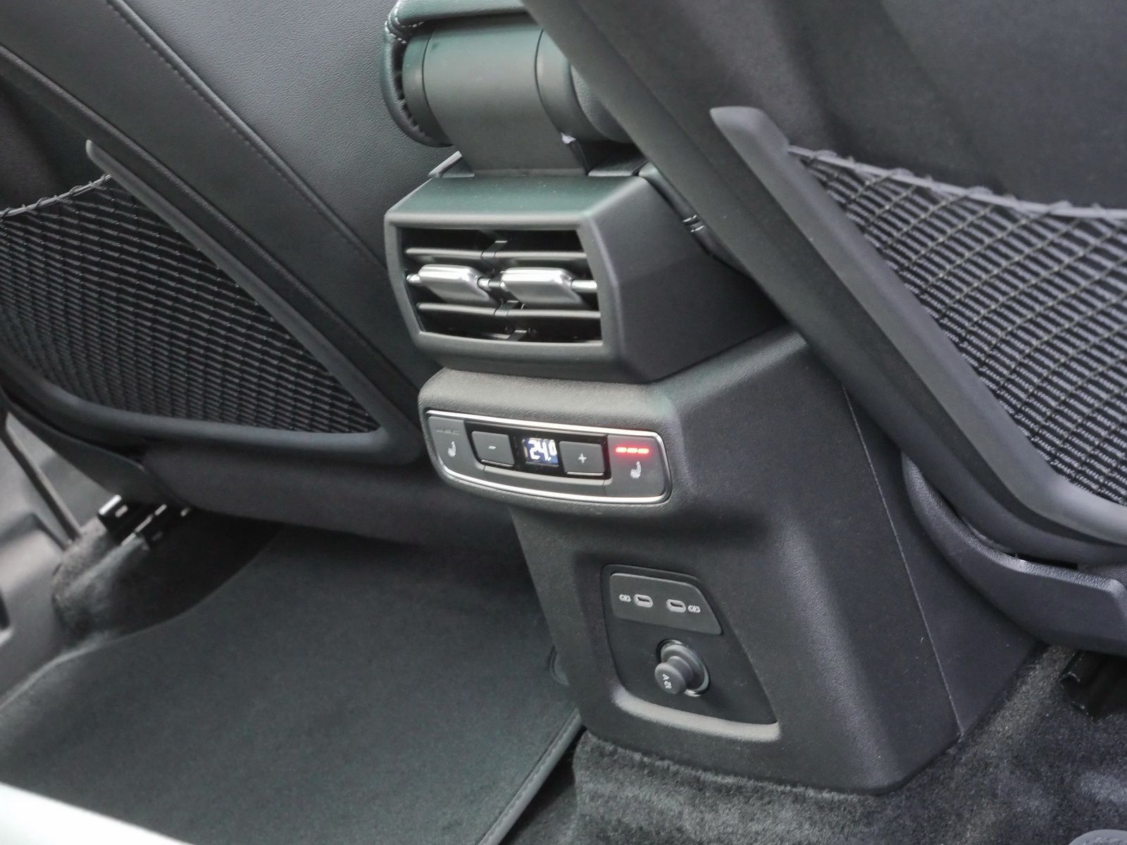 Audi Q4 e-tron - Bild 18