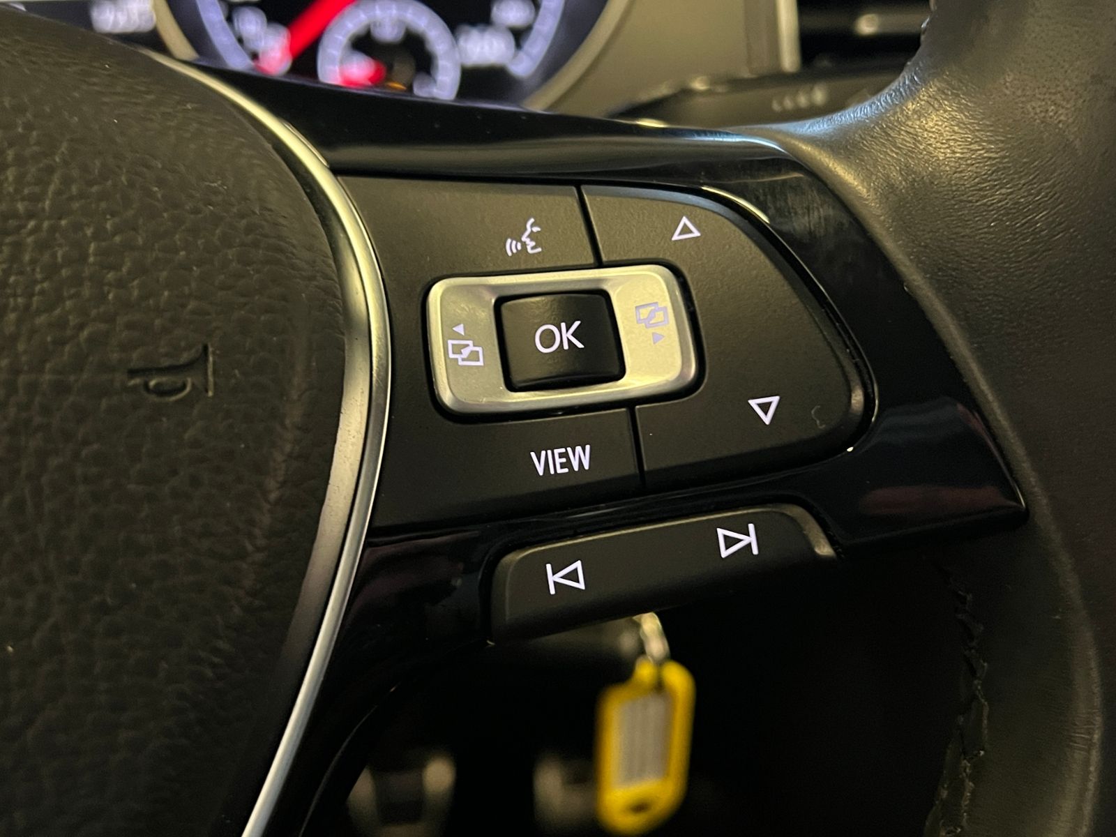 Fahrzeugabbildung Volkswagen Golf Sportsvan JOIN 1.5 TSI *App Connect, Climat