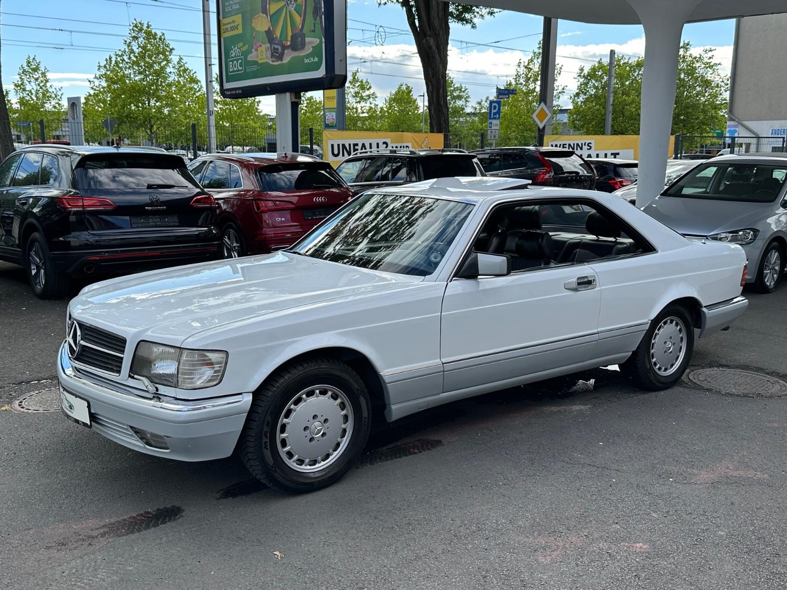 Mercedes-Benz 560 SEC C126 Leder/ Schiebedach/ Sitzheizung