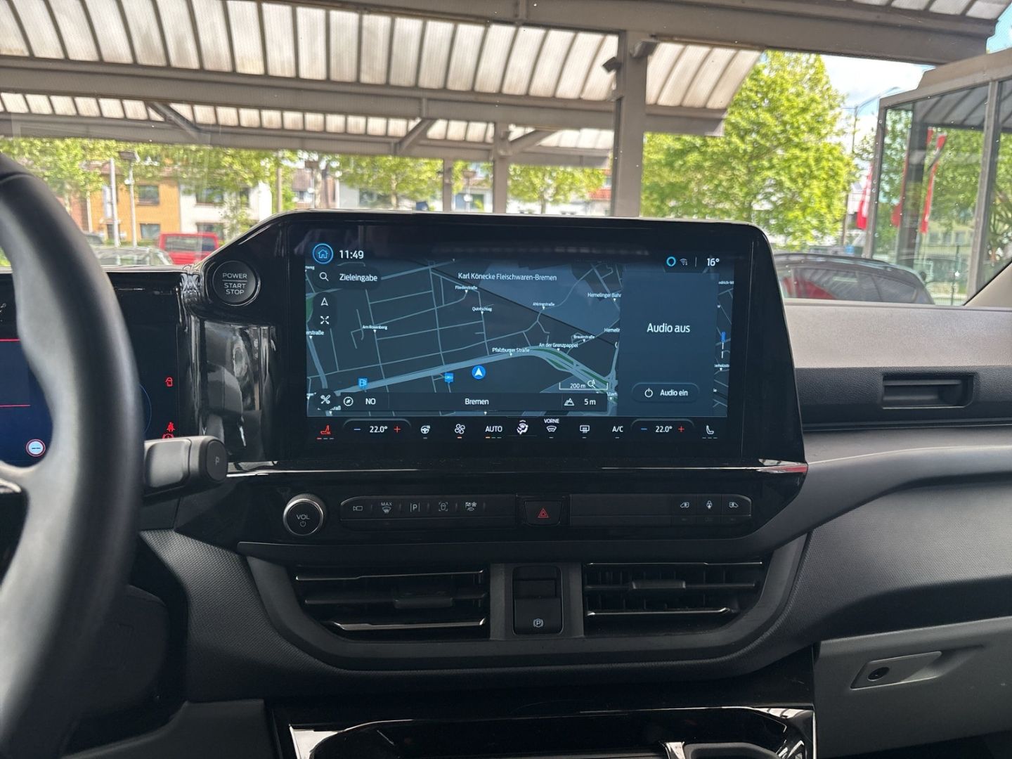 Fahrzeugabbildung Ford Tourneo Custom Bus 320 L1 Titanium X AWD AT Lede