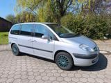 Citroën C8 2.0 16V Confort - Citroën C8 mit Benzin-Antrieb