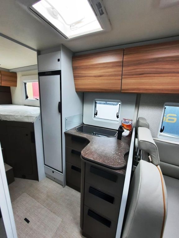 Fahrzeugabbildung Bürstner B66 690 TD Verfüg./Autom./Sat/Rüfa