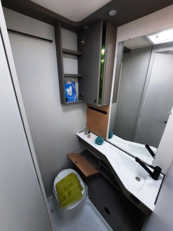 Fahrzeugabbildung Bürstner B66 Plus 520 TL Verfüg./Sparen Sie 4.630,- €