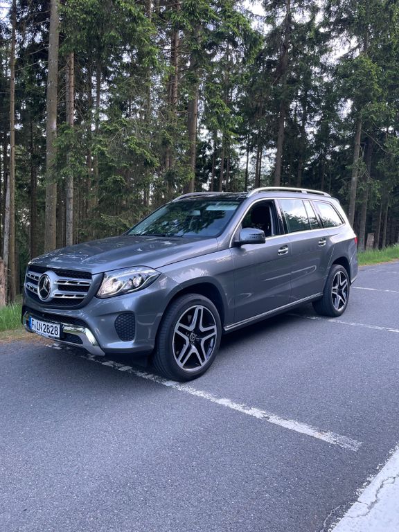 Image of Mercedes-Benz GLS 500
