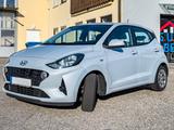 Hyundai i10 1.0 | Blaugrau | Sitz- und Lenkradheizung - Hyundai i10 Gebrauchtwagen in München