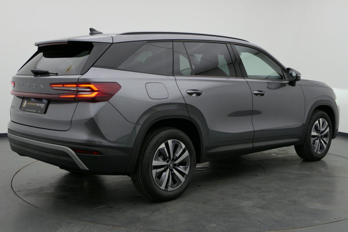 Skoda Kodiaq 1.5 TSI DSG+7SITZ+STANDHZ+CAM+MATRIX+NAV+