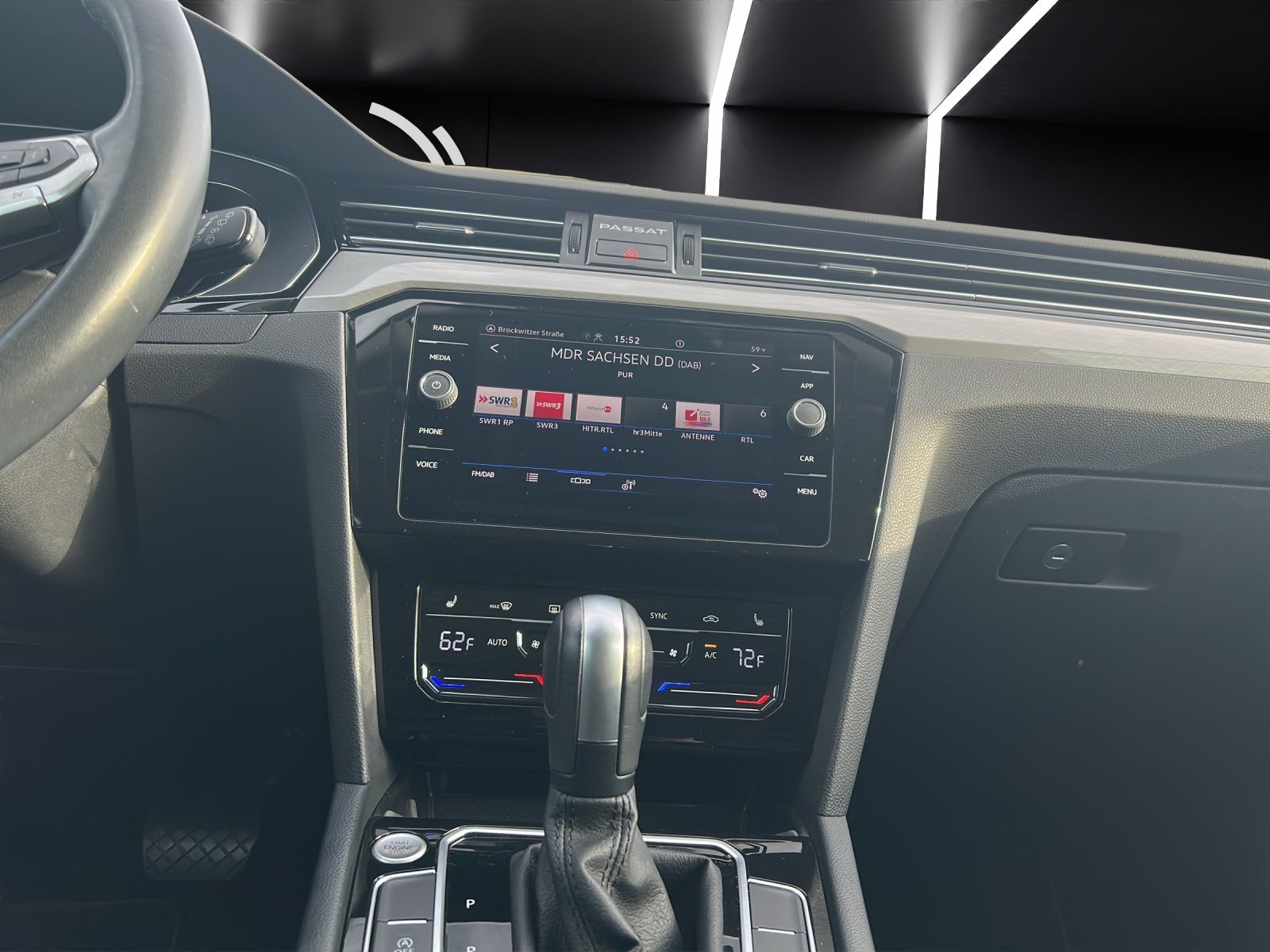 Fahrzeugabbildung Volkswagen Passat Variant Business TDI DSG LED ACC SHZ Rear