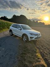 Volkswagen Touareg 3.0 V6 R-Line - Volkswagen Touareg: Alcantara
