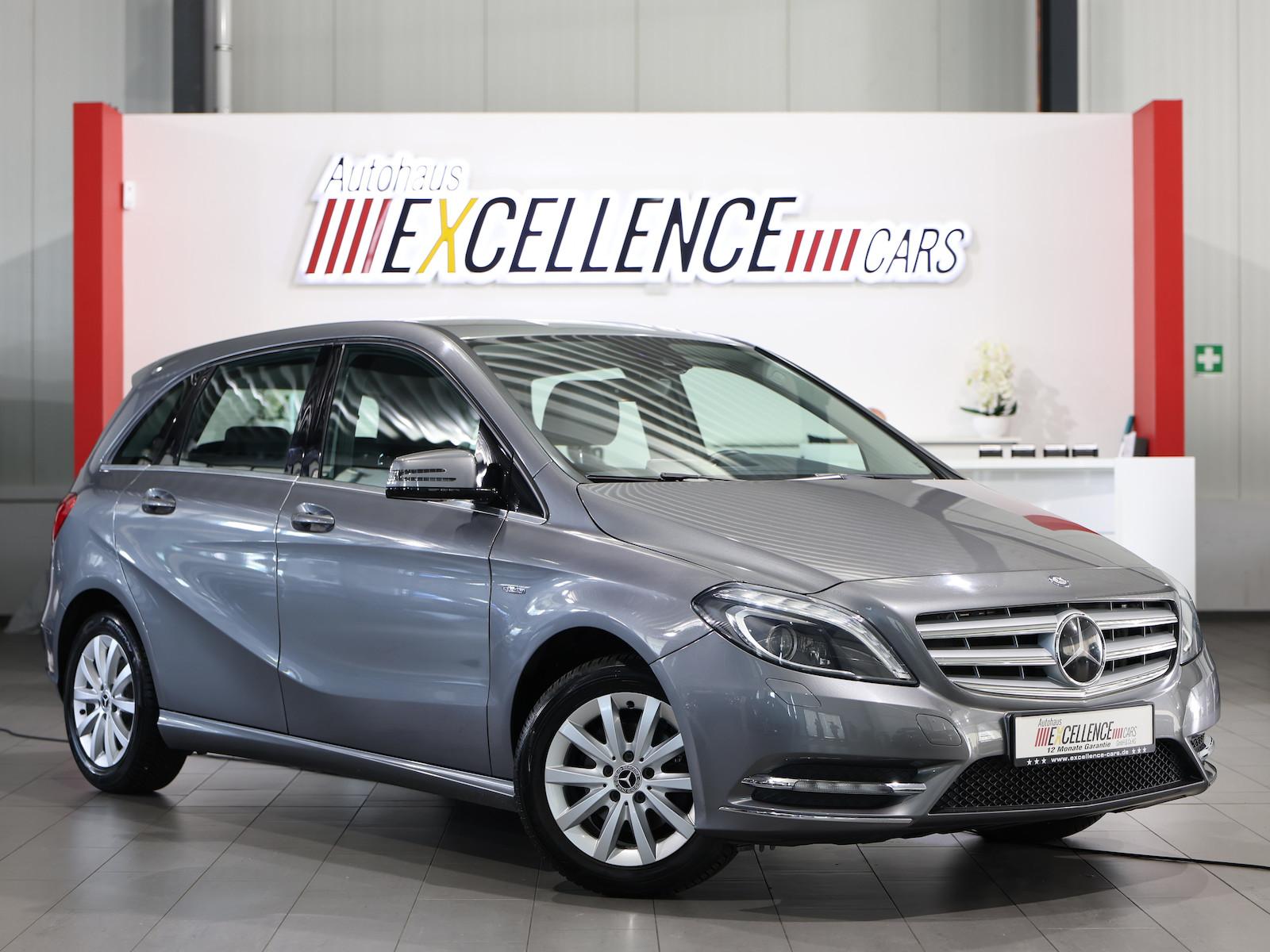 Mercedes-Benz B 180 EXCLUSIVE / XENON / LEDER / DISTRONIC