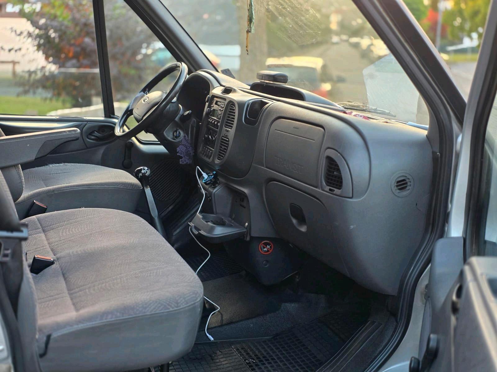 Ford Transit 2005 — photo 10