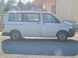 Volkswagen T5 Transporter 1,9 tdi 9 Sitzer AHK - Volkswagen T5: Kleinbus, 9 Sitzer