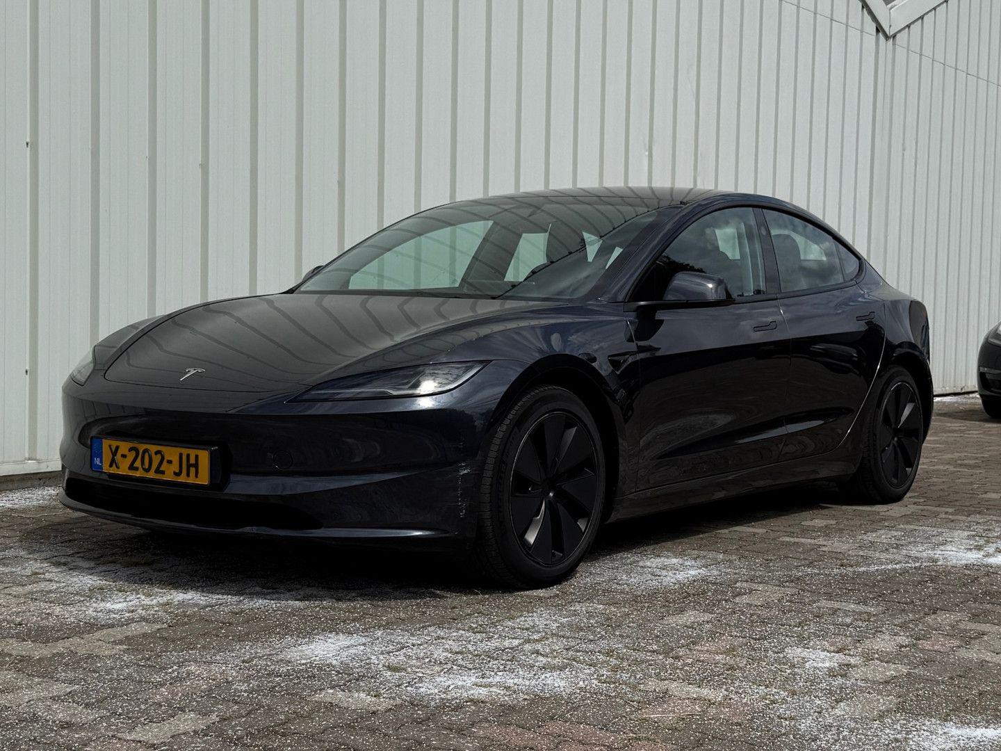 Tesla Model 3 Premium Long Range AWD 78 kWh Highland