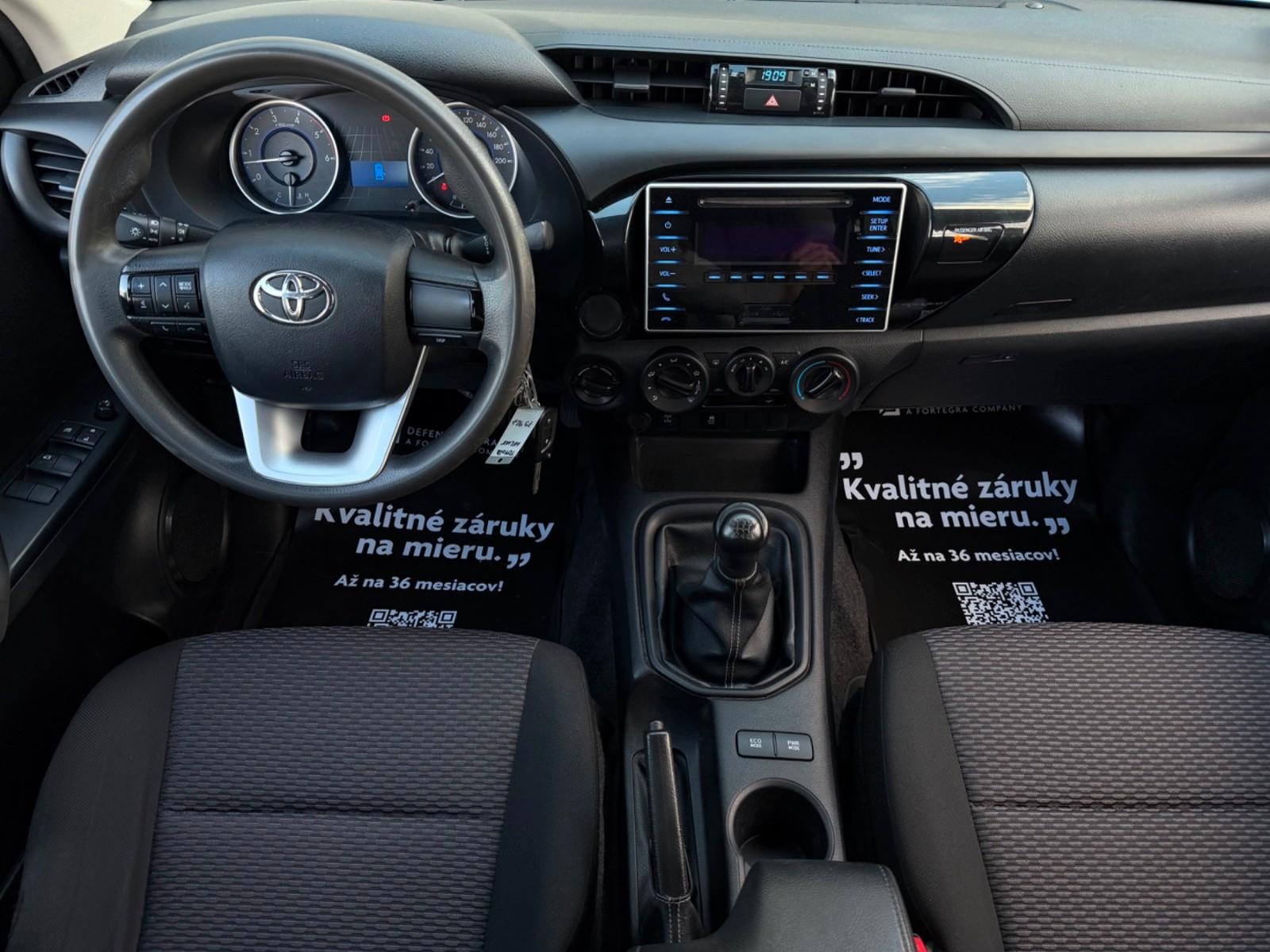 Toyota Hilux Double Cabine 2.4D 150ch - TVA récupérable - 1 ère main - Carnet entretien