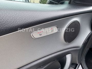 Mercedes E 220 - 12