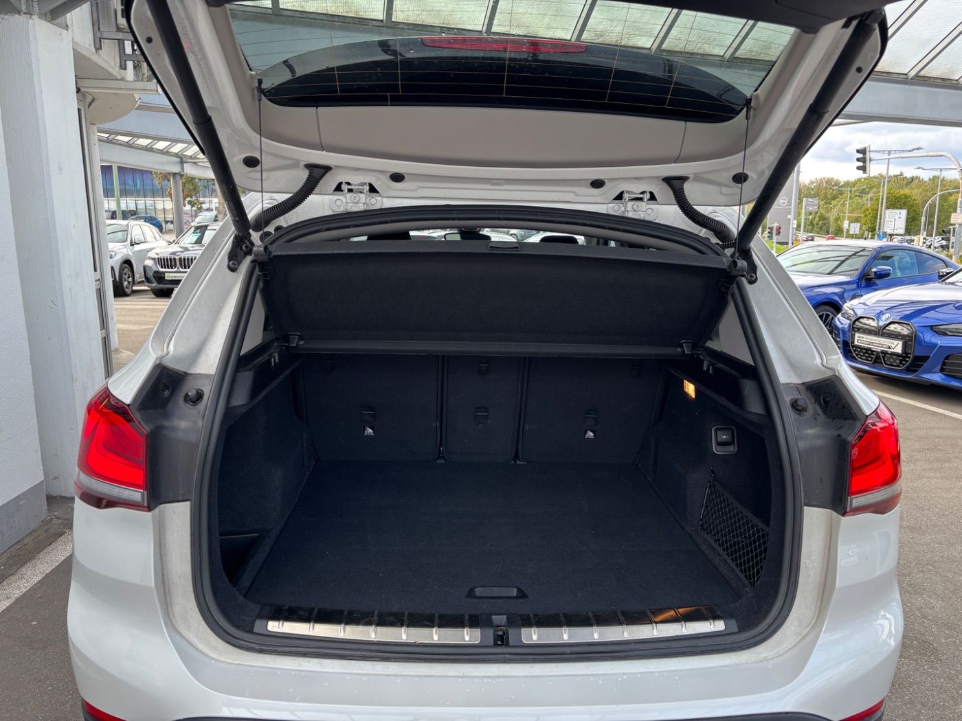 BMW X1 xDrive20i Advantage RFK AdaptLED foto 5