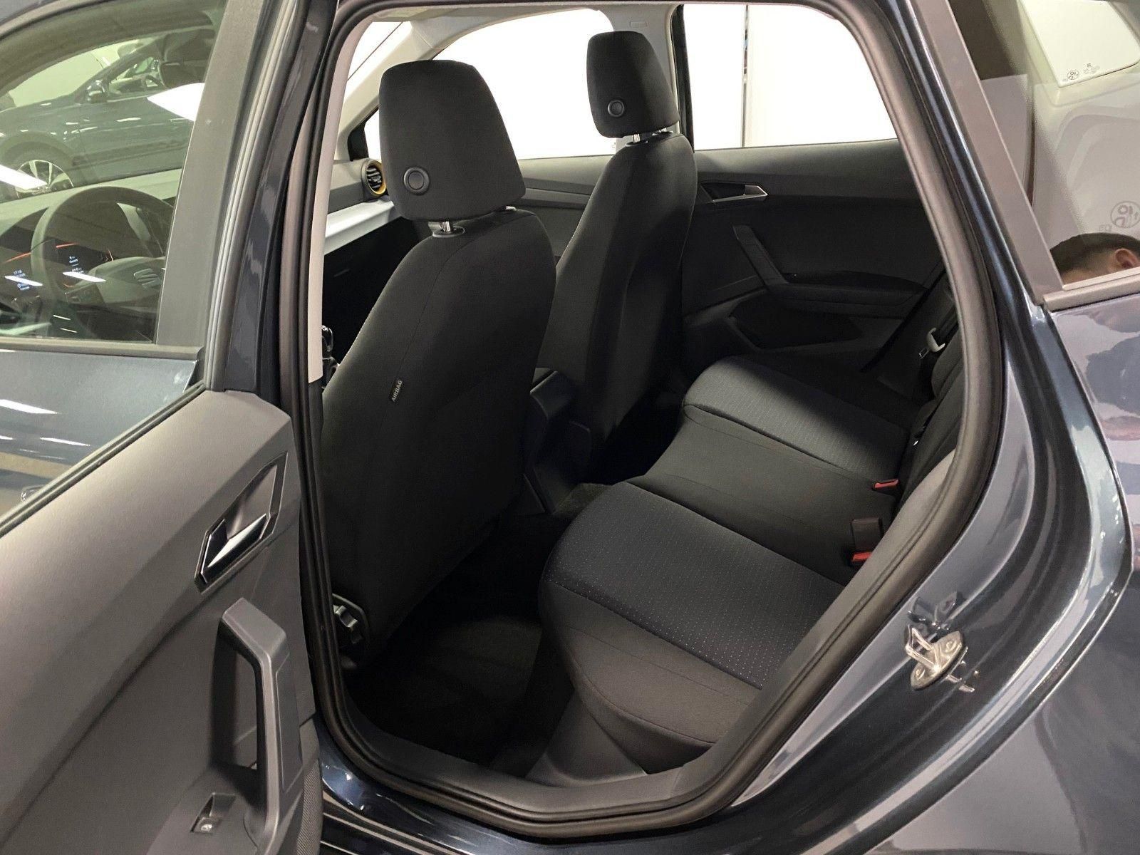 Fahrzeugabbildung SEAT Arona 1.0 TSI STYLE+2030 GARANTIE+Sitzheizung+BC
