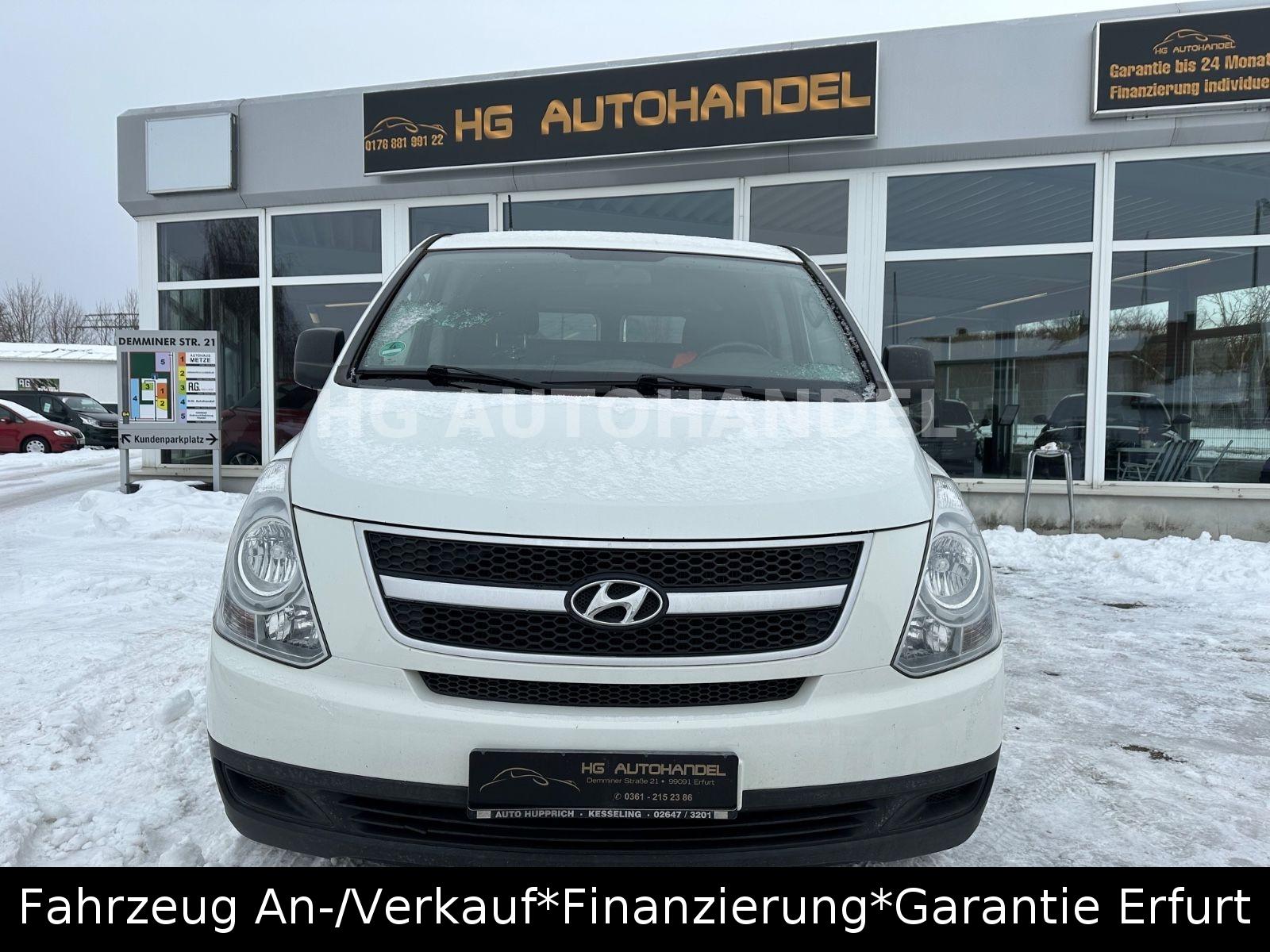 Hyundai H-1 Kasten 8-fach bereift