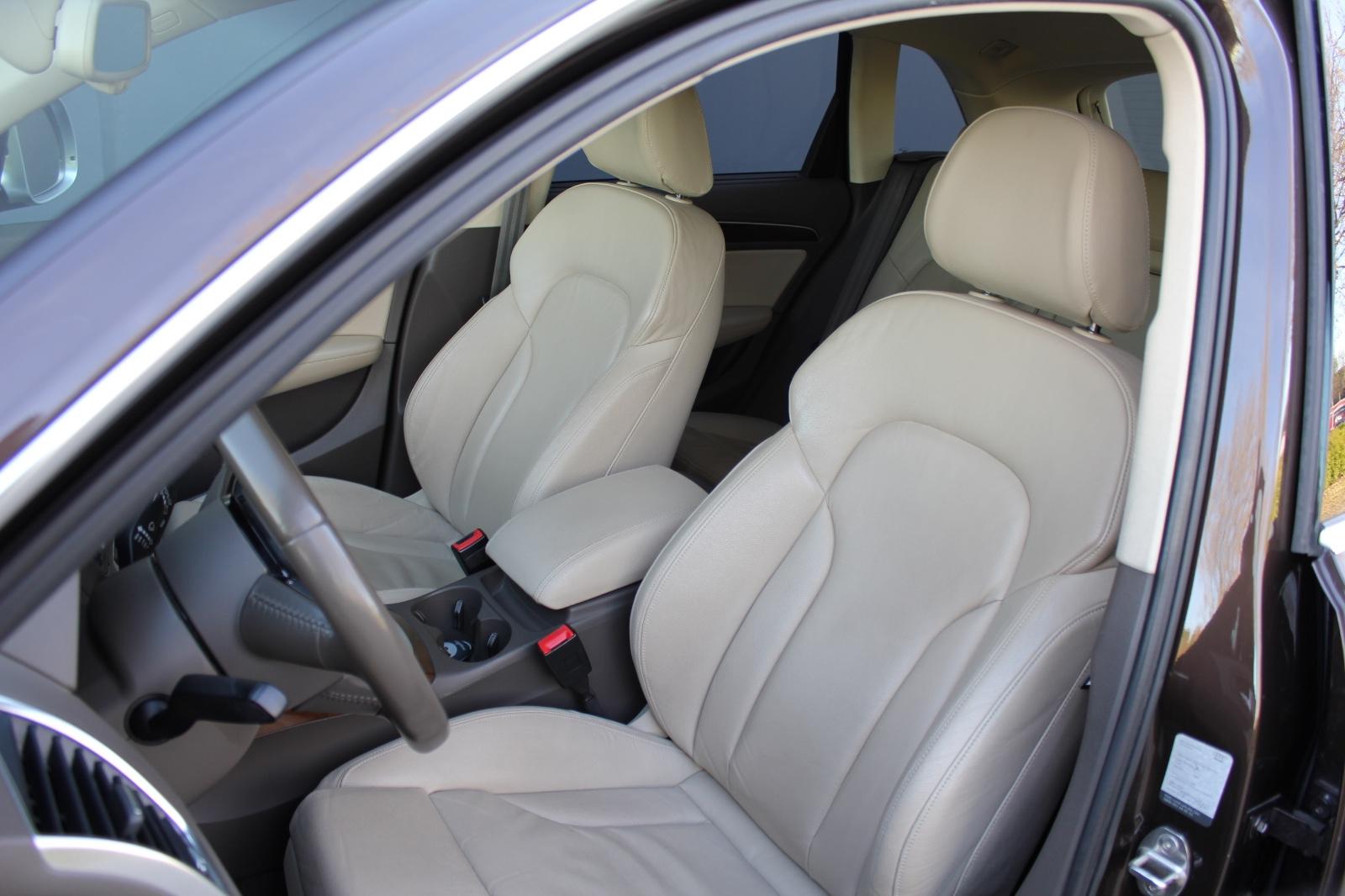 Audi Q5 3.0 TDI S tronic quattro  / Exterieur S-line/
