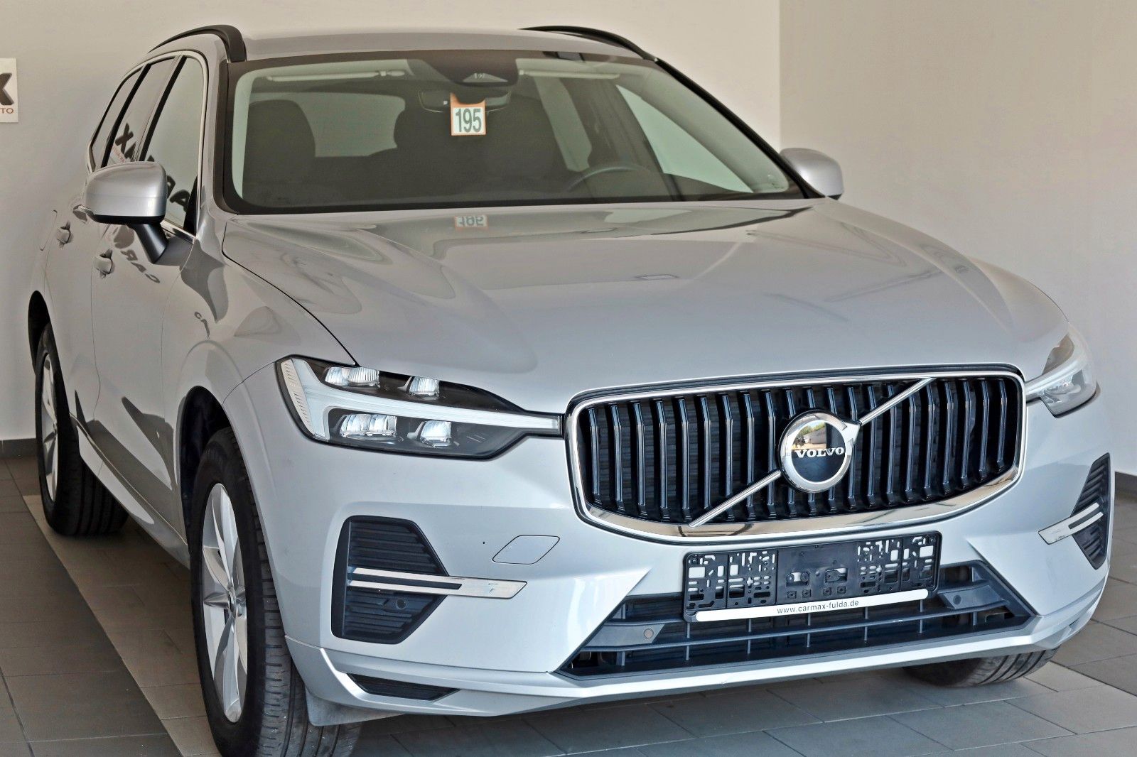 Fahrzeugabbildung Volvo XC60 Momentum Pro,Navi,LED,SH,Kamera,Carplay