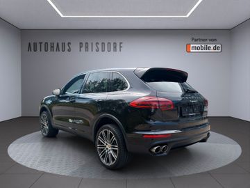 Porsche Cayenne - 7