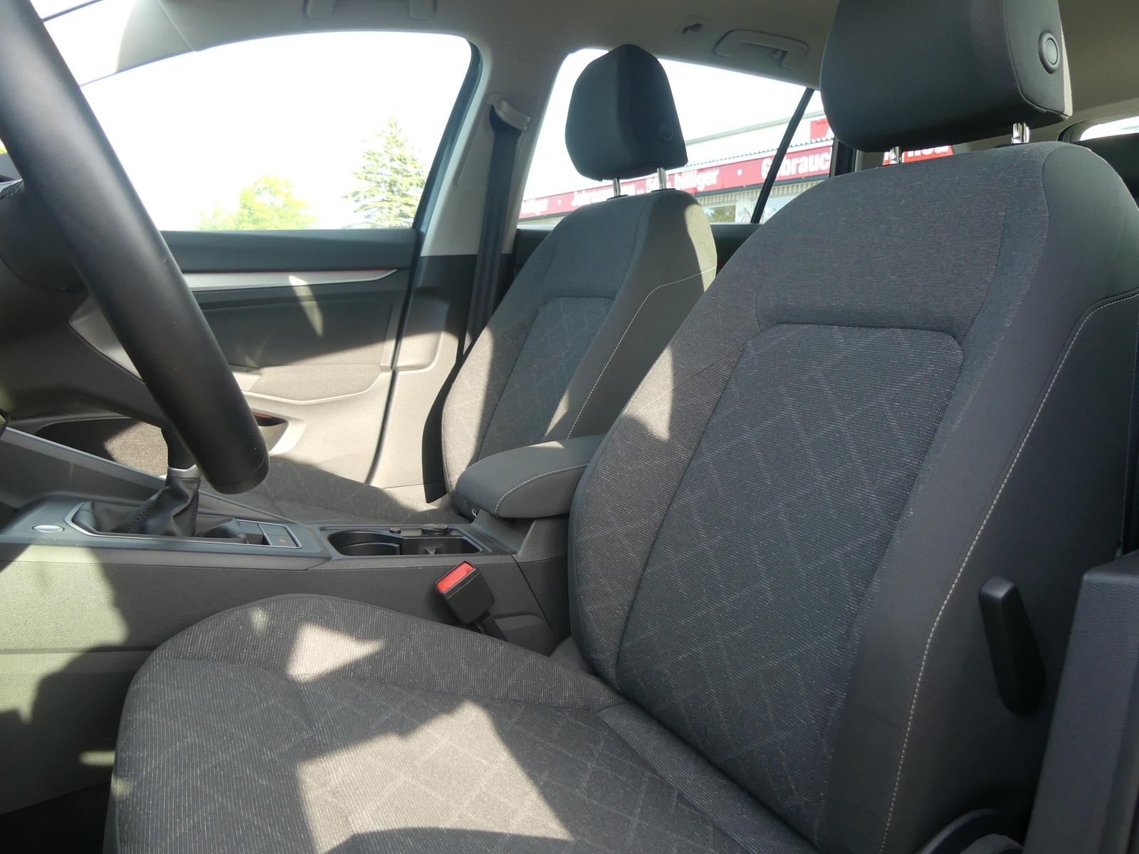 Volkswagen Golf VIII Variant 1.0 TSI LED Navi ACC DAB, миниатюра 24